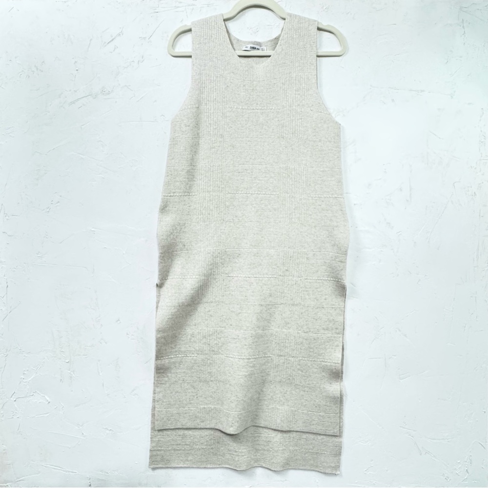 Zara Knit Textured Sleeveless Dress